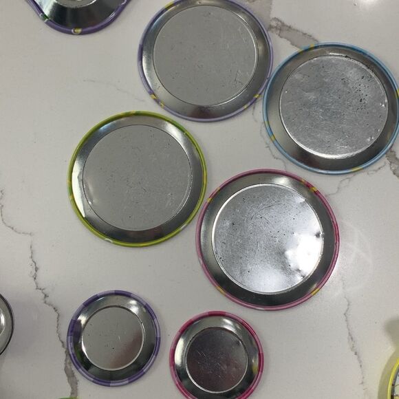 Schylling | Vintage 15 pc Girls Pretend Metal Tea Set Teapot Tray Saucer Cups - Picture 13 of 13